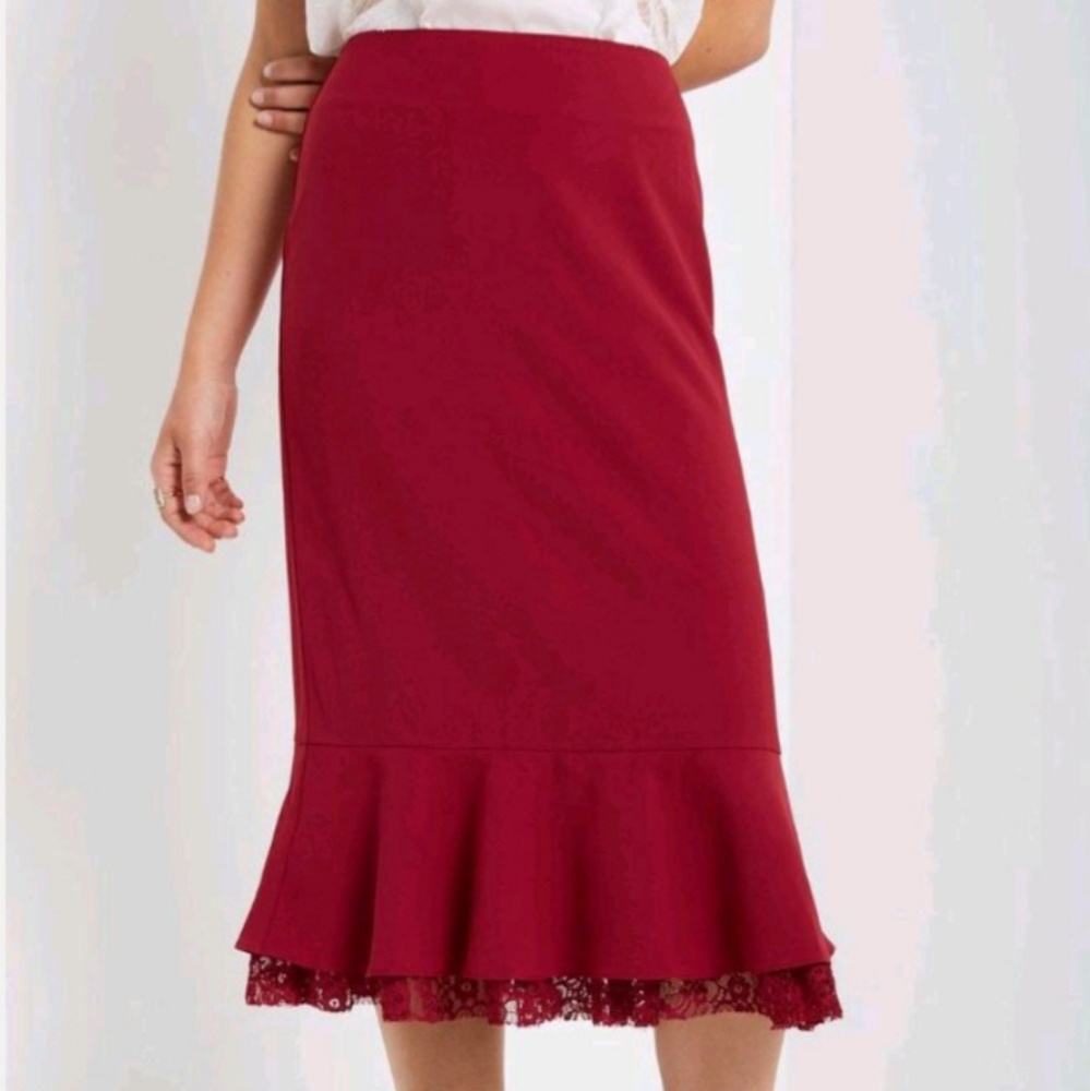 High waisted red skirt with lace